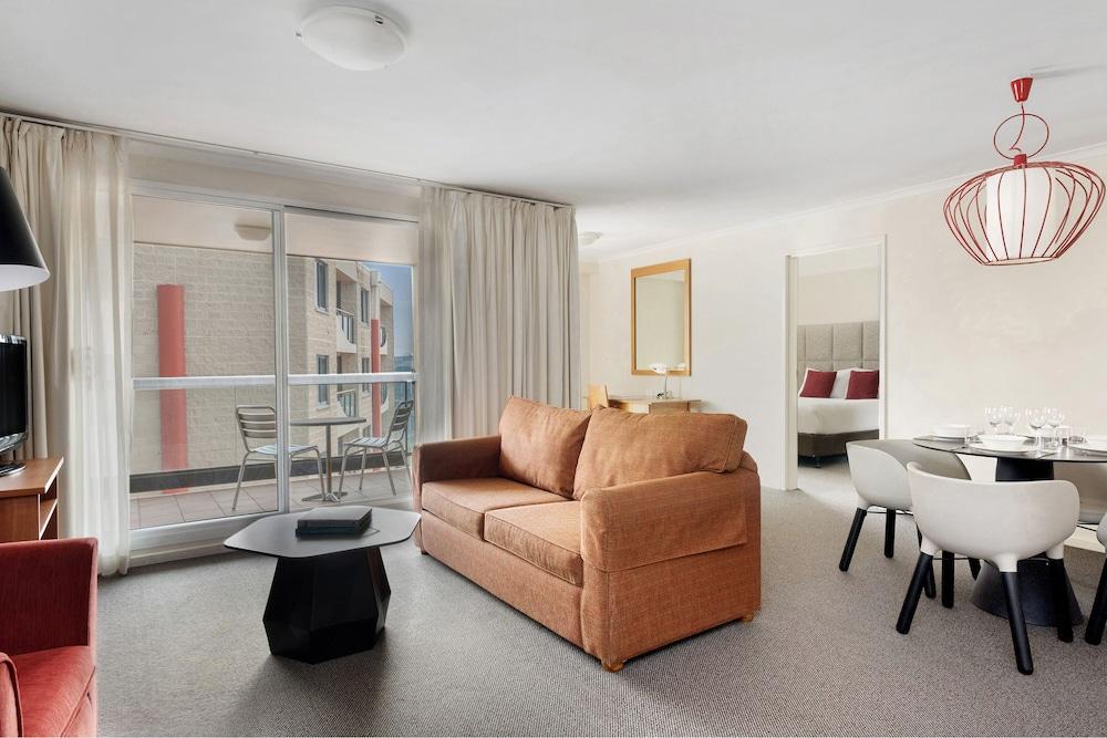 Aparthotel Mantra On Northbourne Canberra Zewnętrze zdjęcie