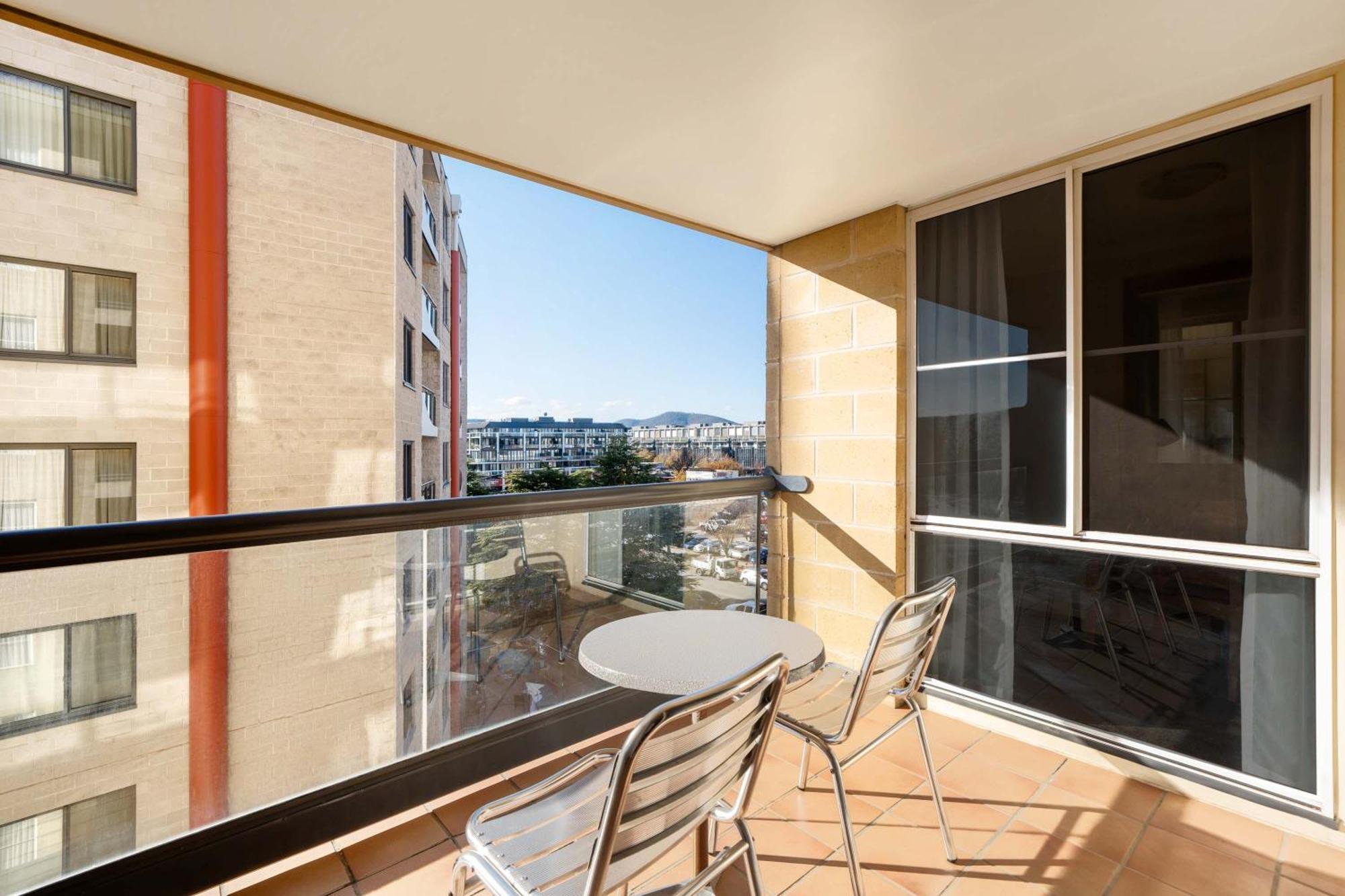 Aparthotel Mantra On Northbourne Canberra Zewnętrze zdjęcie